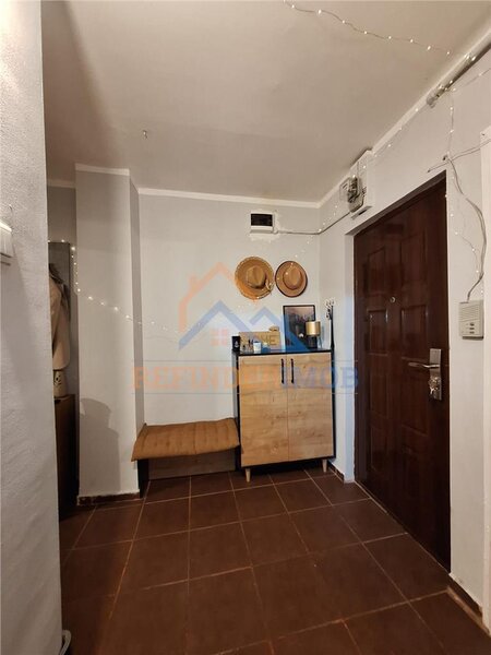 Rahova,Petre Ispirescu, vanzare apartament 3 camere.